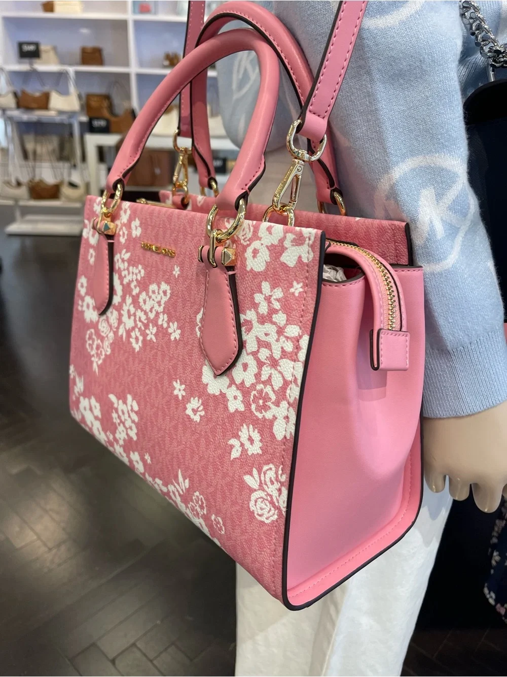 MICHAEL KORS Marilyn Md Printed Signature Logo Satchel Crossbody 
Carnation 
NWT - Picture 14 of 16